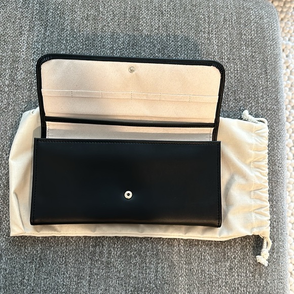 Mejuri jewlery travel case - Picture 6 of 16